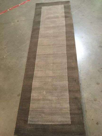 Solid Two Tone Design Hand Made & Carved Wool 9 Ft Runner
