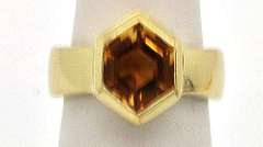 Elegant 14kt Gold Hexagon Topaz Ring