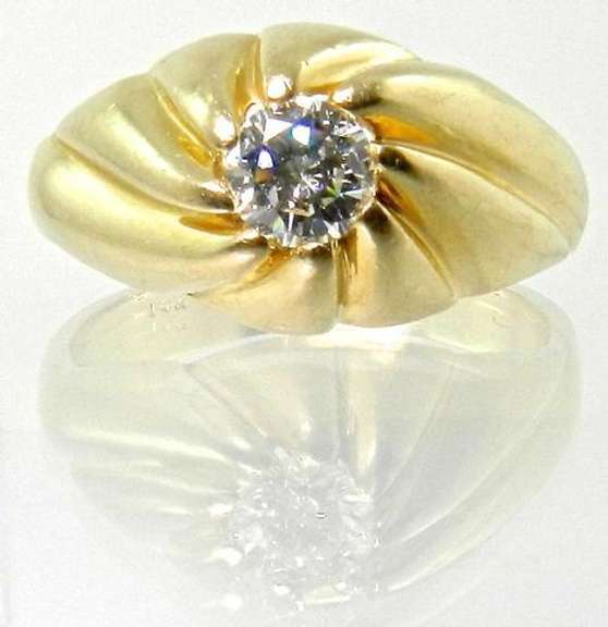 Classic Style Man's 14K Diamond Ring