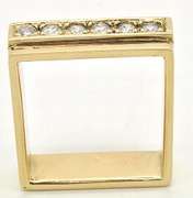 Square Design Unique Ring in 18kt Gold
