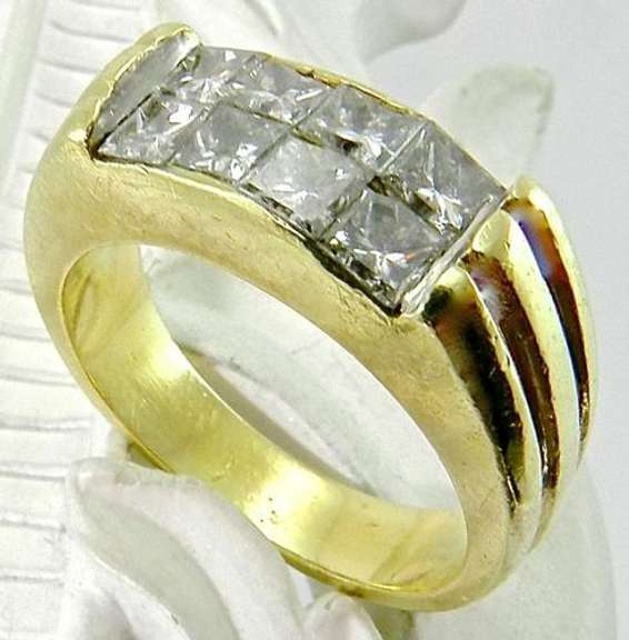 Flashy 1 CTW Princess Cut Ring, 18K