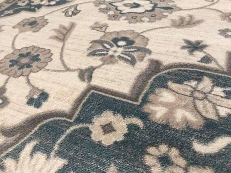 Classic Vintage Reproduction Distress Design Rug 8x10