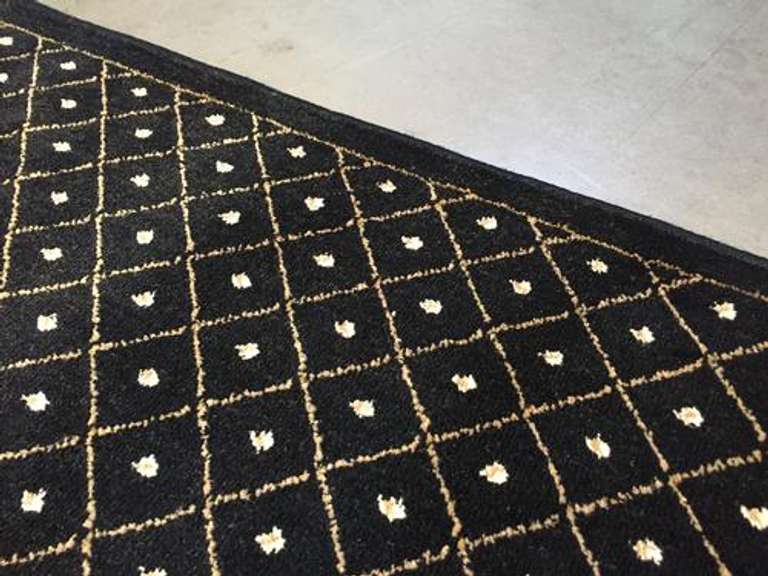 Decorative & Simple Contemporary Design 8 Ft Runner