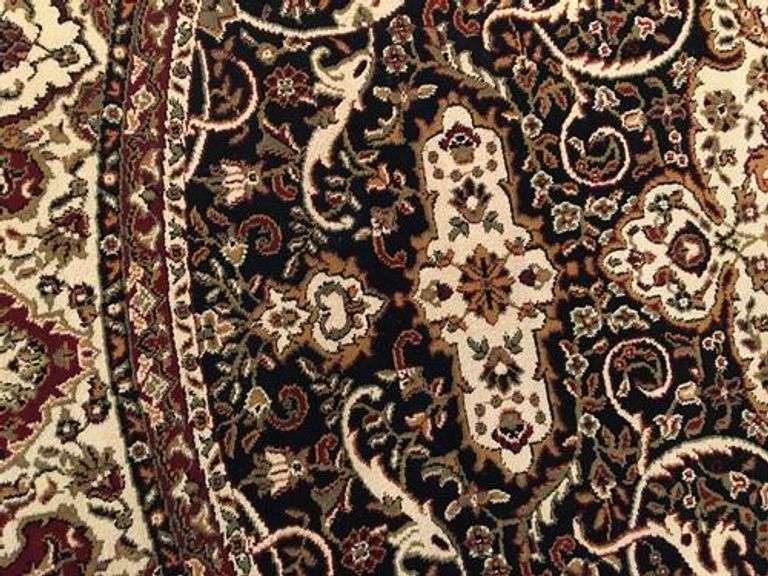 Beautiful Classic Design Round 8ft Area Rug