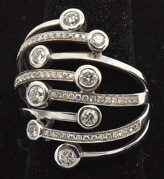 1ctw Diamond Ring in 18k White Gold