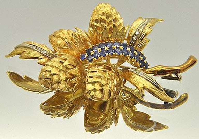 Superb & Intricate 18kt Gold Sapphire & Diamond Brooch