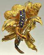 Superb & Intricate 18kt Gold Sapphire & Diamond Brooch