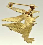 Hummingbird Design 14kt Gold Brooch & Matching Studs