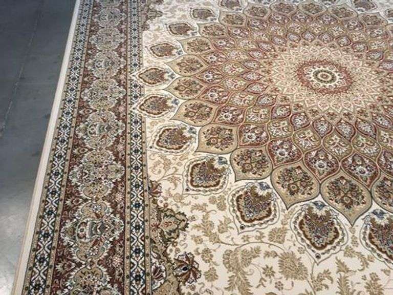 Stunning European Blend of Fashion & Traditionon 8x11