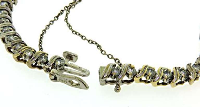 Gorgeous Diamond S Link Tennis Bracelet