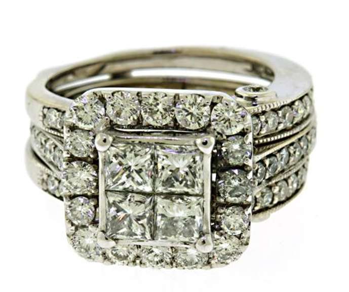 Very Impressive Multi diamond Cluster Ring