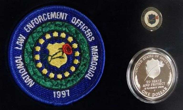 1997 3 pc Law Enforcement Set w/PRF Sil Dol, patch, pin