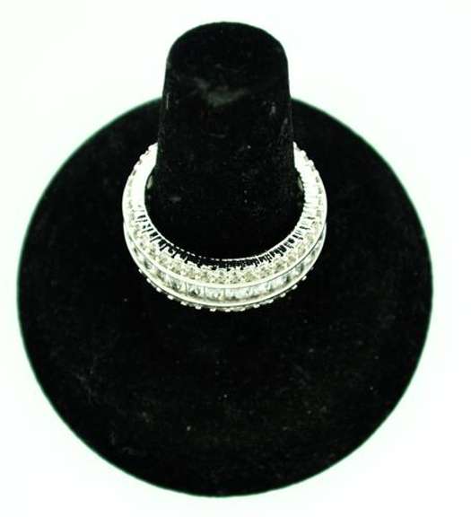 Gorgeous Silver Gemstone Ring