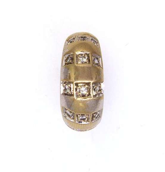 Diamond Band in White Gold, Size 4.75
