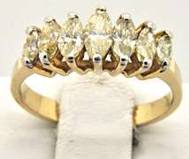 LADIES 14 KT DIAMOND BAND 1.00 CARAT TOTAL WEIGHT.