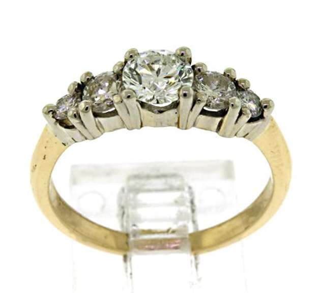 Gorgeous Diamond Ring in 14kt