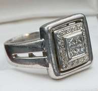 Platinum Princess & Round Diamond Square Ring