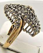 LADIES 10 KT YELLOW GOLD 1.50 CTW DIAMOND DOME RING.
