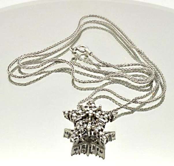 LADIES 14 KT WHITE GOLD WHEAT NECKLACE WITH A DIAMOND PENDANT