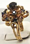 LADIES 14 KT YELLOW GOLD GEM STONE RING.