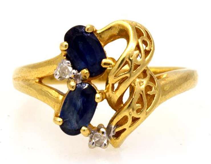 Ornate Sapphire & Diamond Ring in Gold, Size 5.5