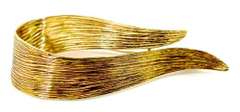Contemporary 18K Textured Swirl Brooch