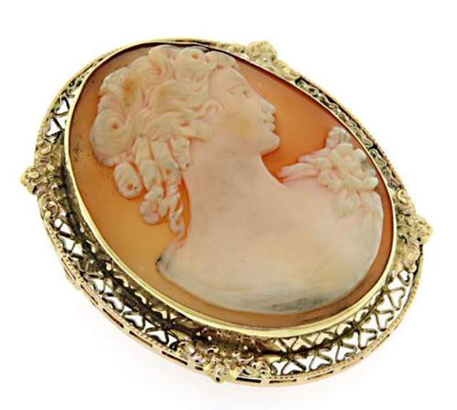 Classic Carved Shell Cameo Brooch