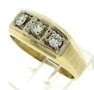Classic 14kt Gent's Diamond Ring