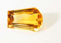 Clean & Bright Fantasy-cut Natural Citrine