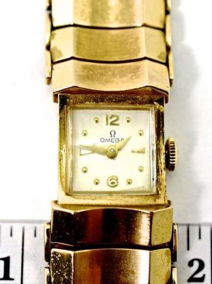 Wonderful 14K Vintage Omega Bracelet Watch