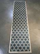 Trendy Lattice Design 8 Ft Runner