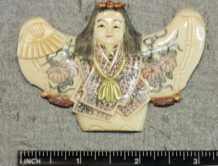 Kimono-clad Woman Natural Ivory Pendant