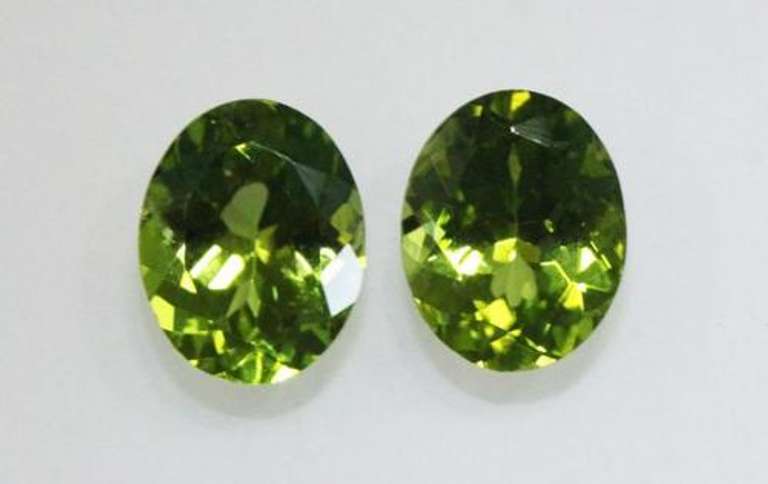 Sparkling Natural Peridot Pair