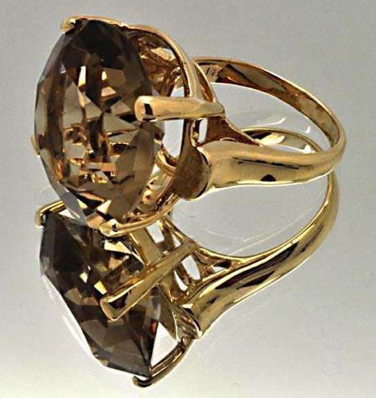 LADIES 14 KT YELLOW SMOKEY QUARTZ RING