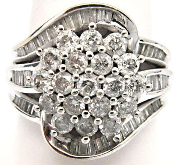 2 Carat Diamond Ring in 14kt Gold