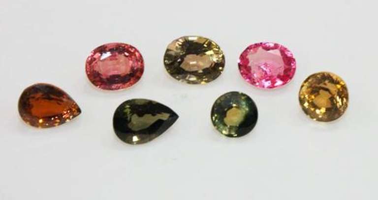 Natural Tourmaline - Lot of 7 pieces