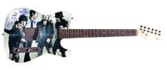 M?tley Cr?e Facsimile Autographed Custom Graphics Guitar