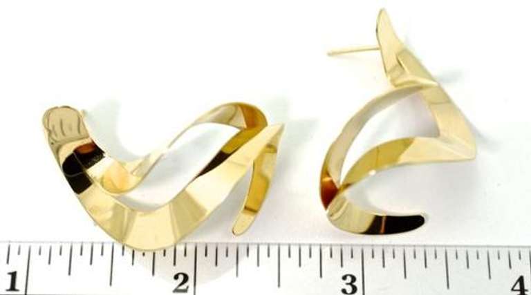 Showy 14K Swirl Earrings