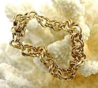 Vintage 14K Yellow Gold Heavy Charm Bracelet