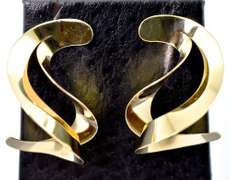 Showy 14K Swirl Earrings