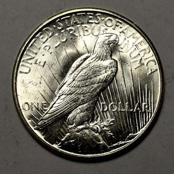 Brillant Unc 1935-S Peace Silver Dollar
