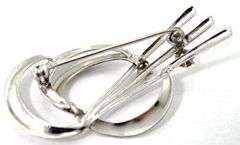 Nicely Designed 14K White Gold Brooch