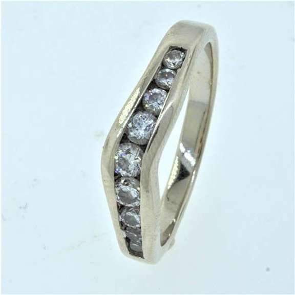 0.40 CTW Channel Set Round Diamond Band, 14kt