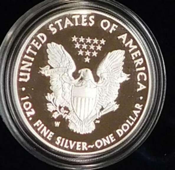 2015 PROOF Silver Eagle - Mint box & documentation