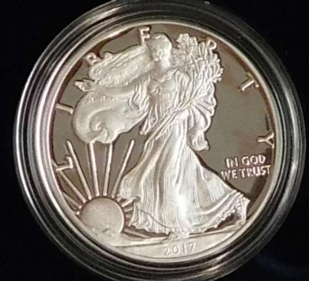 2017 PROOF Silver Eagle - Mint box & documentation