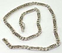 14K White Gold Necklace With Diamond Center