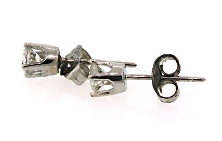 Ageless Fashion: Diamond Stud Earrings