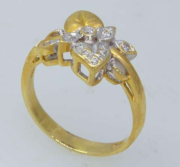 Custom Design Diamond Leaf Ring
