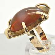 LADIES 14 KT YELLOW GOLD OPAL RING.