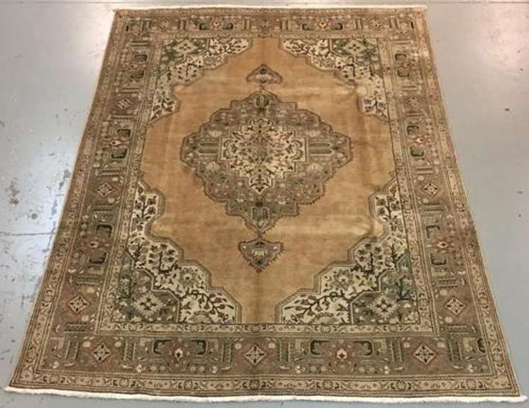 Handmade Persian Tabriz 8.3x11.3